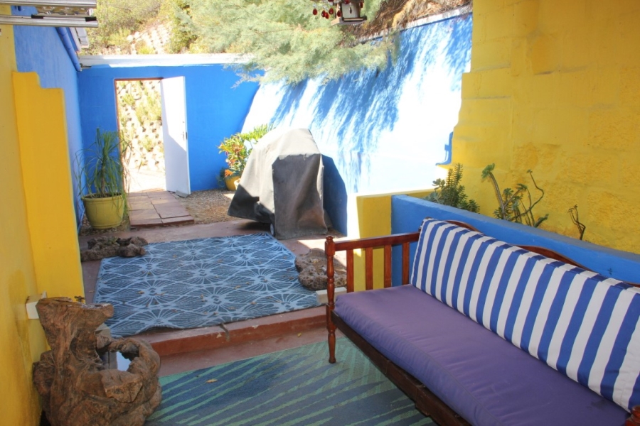 To Let 2 Bedroom Property for Rent in Rome Glen Western Cape